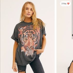 Oversized Weangler Tee